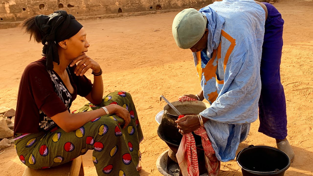 Le Fou Woroli et Diabate avec Tidiane qui veut toujours la femme du vieux