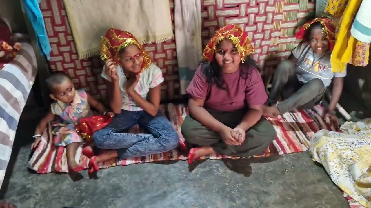 aaj ghar per pahli bar Nav Kanya bhojan khilaye