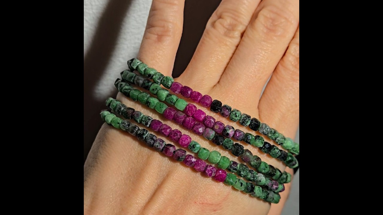 Faceted ruby in zoisite bead bracelets with UV - JW79