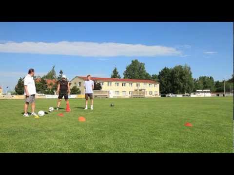14. Футбольная школа. Урок 1. Разбег.