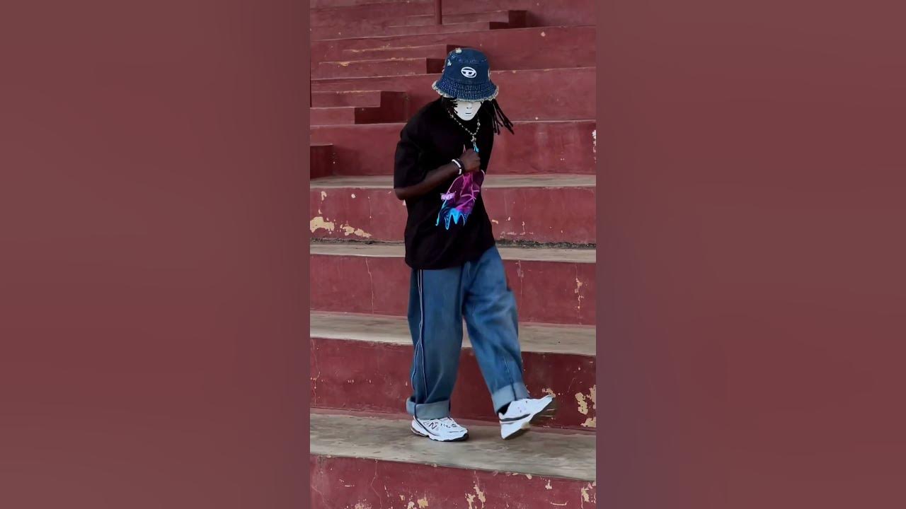 West coast💙 or East cost❤️ ? #electrobreakers #cwalkconnection #hiphopdance #cwalk
