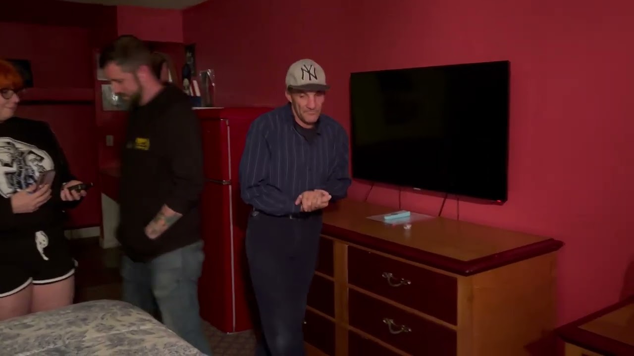 Something a little different in the Spirit of Halloween, We stay at the Clown Motel/ Haunted.