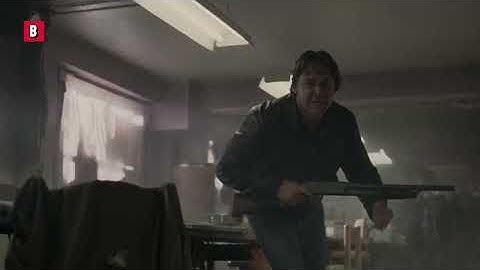 ドラッグハウスへの襲撃 | アメリカン・ギャングスター | 映画シーン