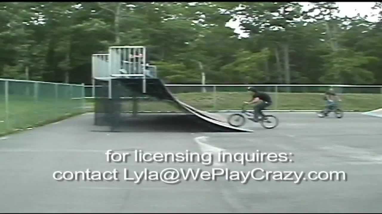 BMX bike goes Flying without Rider - YouTube