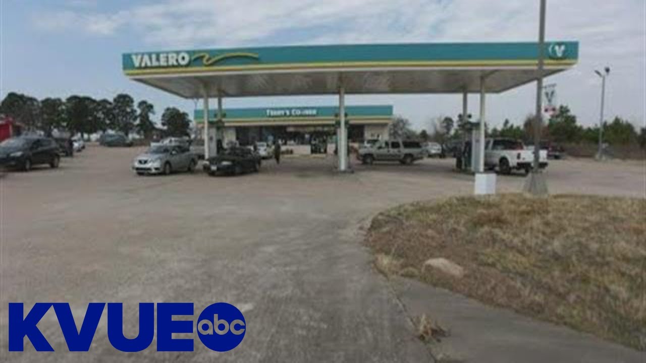 Bastrop locals gather at local gas station, Terry's Corner, amid wildfires KVUE YouTube