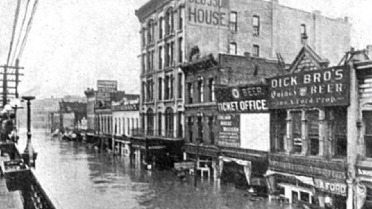 QUEEN of HAUNTS, Venomous Vignettes 2