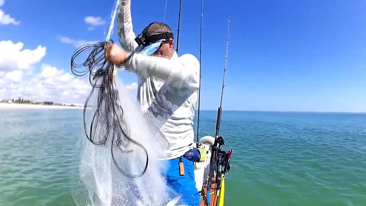 How To Throw A Cast Net From A Paddle Board