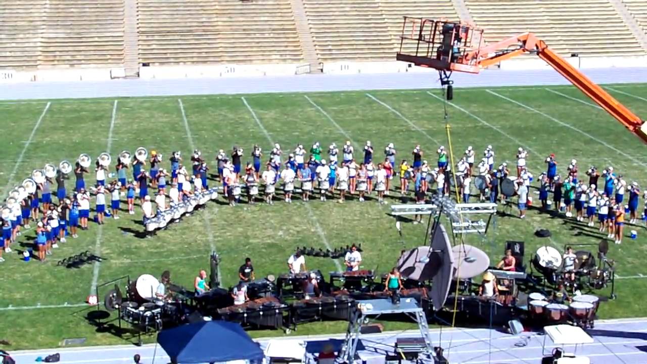 Blue Knights 2010 - Opener (Farandole)