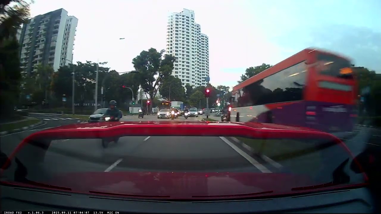 Rear View - Greenlight and moving off. Honda bike continued to hog between lane 1 & 2