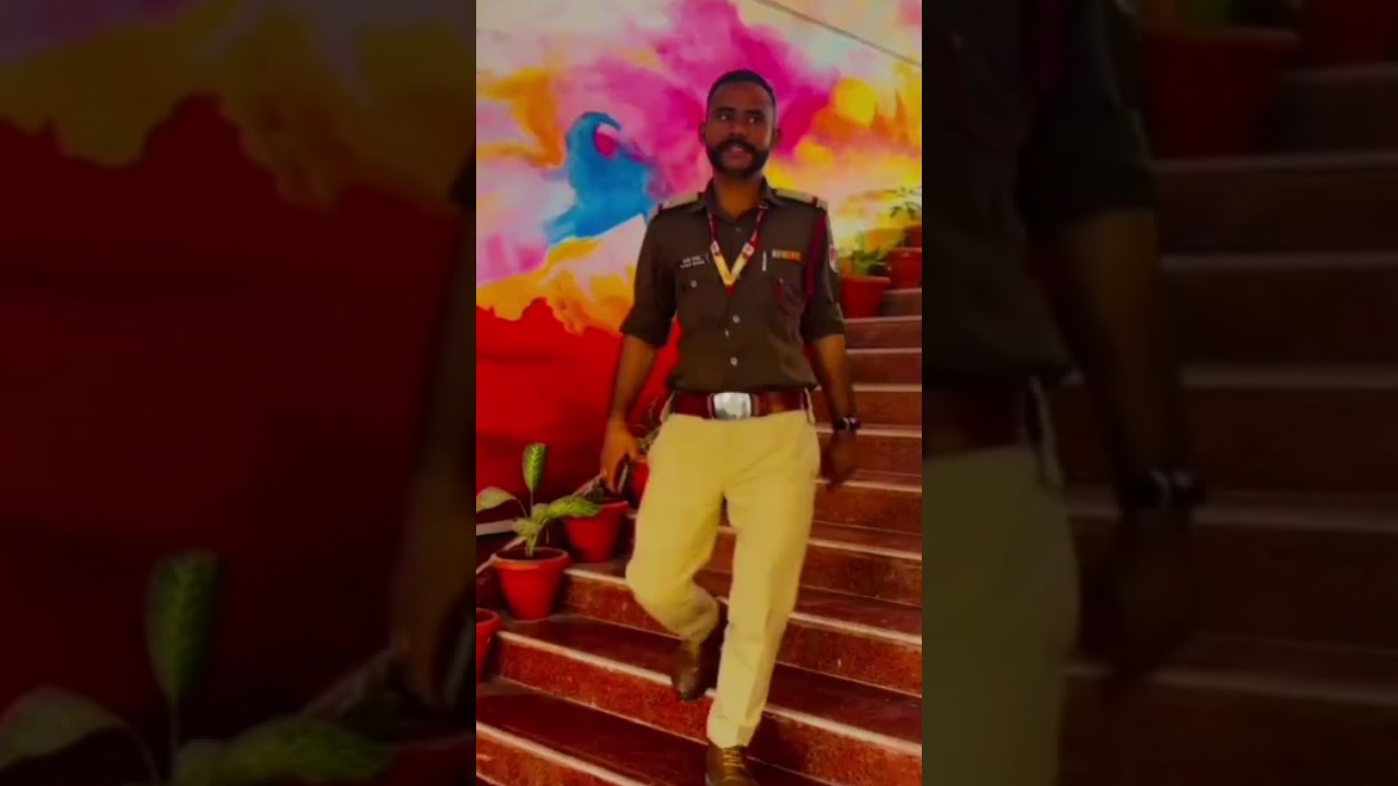 Uniform lover 👮👮‍♂️🔥🔥