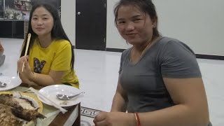 Yuav Zov Mov Noj Thiab Mus Saib Hlob Koos Loos Lawvv 4/13 /2023