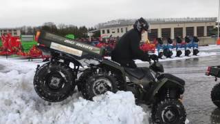 POLARIS SPORTSMAN 800 BIG BOSS in snow