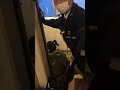 アナゴに暴行されて器物損壊して逃げたので警察呼んだ