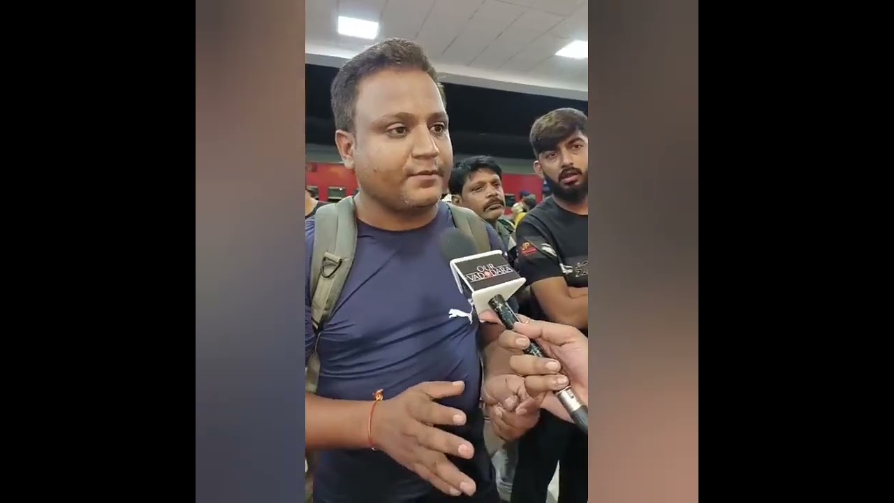 Protest Against the Cancellation of Tejas Express due to Vadodara Station Directors, IRCTC politics