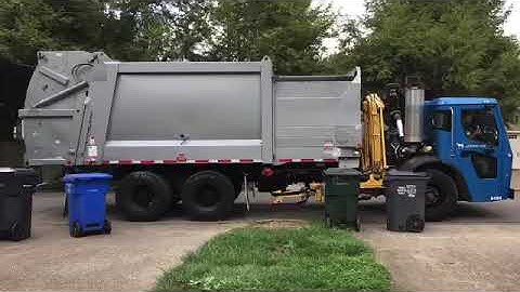 Mack LR CNrG Heil Dura Pack Python!