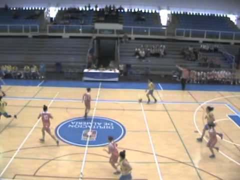 18 11 15 CB ALMERIA AGUSTINOS DROP ARTIS jugadores de islandia