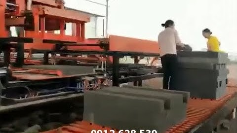 Máy bốc xếp gạch không nung lên pallet tự động