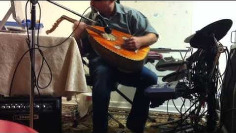 Playing with my new Oud