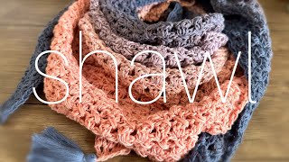 Let's crochet a triangular shawl using the triangular shawl stitch