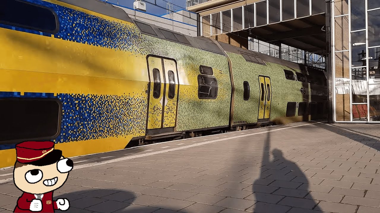 NS | VIRM 9556 'Groene Trein' slipt te Eindhoven