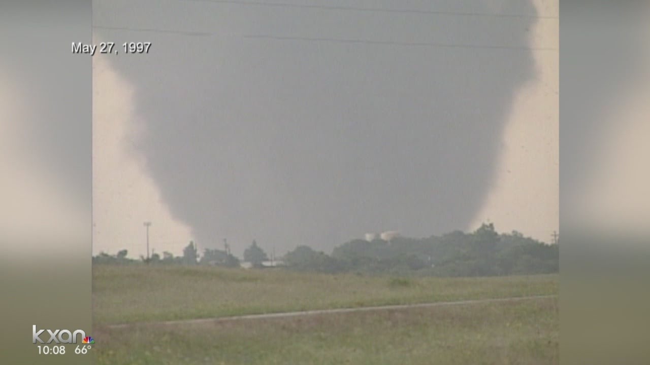Cutting-edge tech to survive a tornado - YouTube