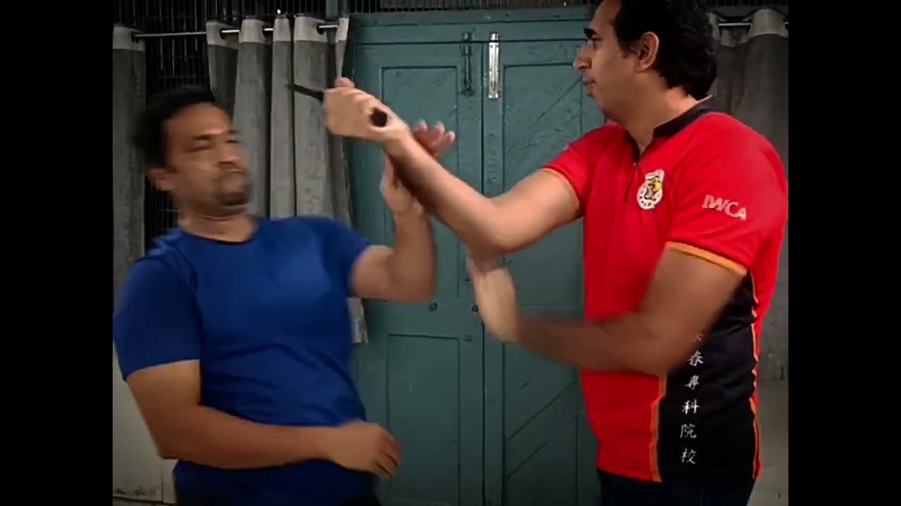 Knife Flow - Attack & defense in a seamless continuous loop