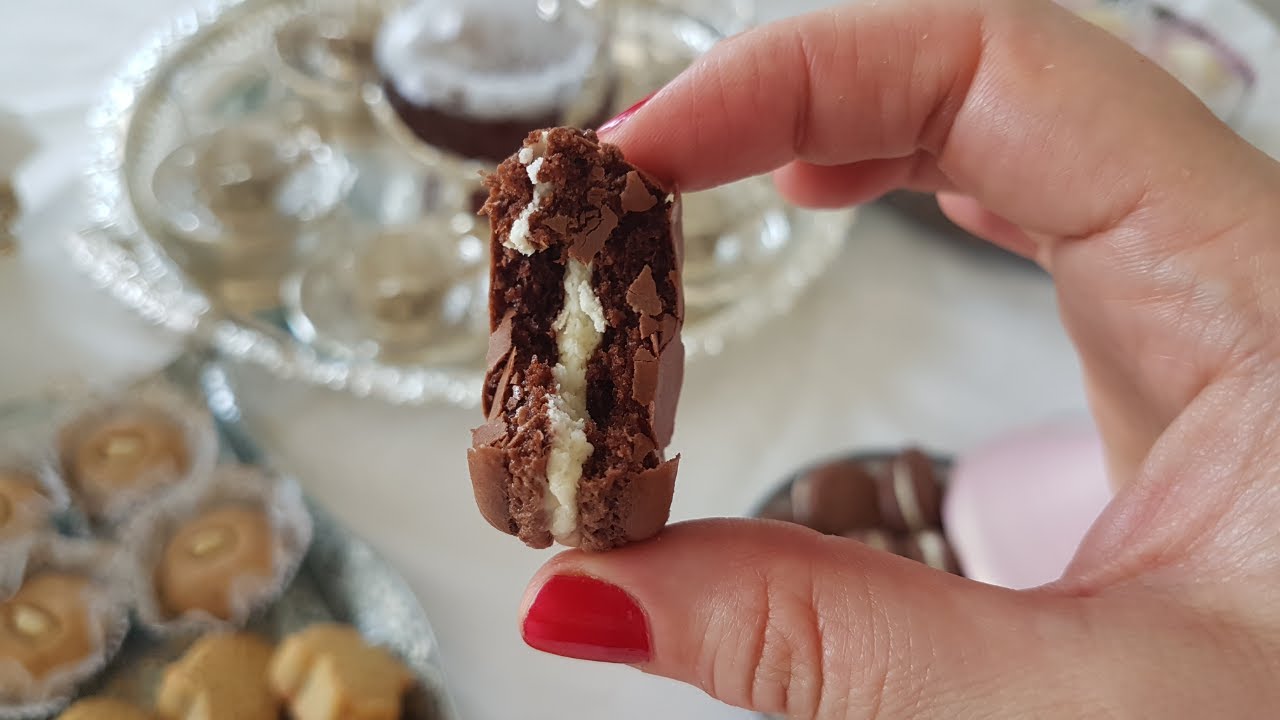 MACARON CACAHUÈTE مكارون بالكاوكاو او الفول السوداني