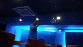 Dirantai Digelangi Rindu