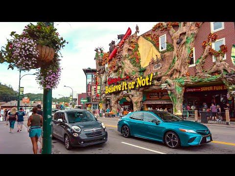 Gatlinburg Tennessee. Best Place to Visit. Virtual Walking Tour. Travel Video 4K