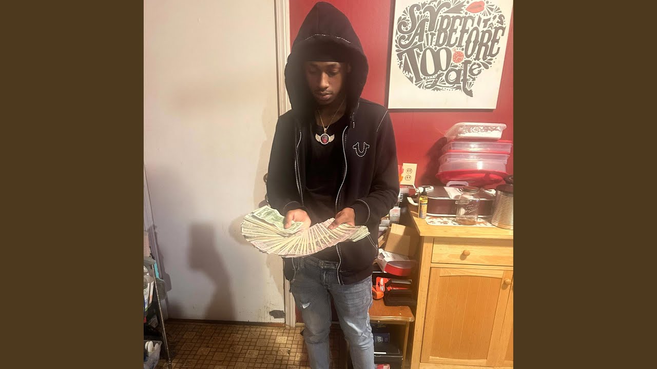 Get out da way (feat. LuhCere)