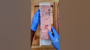 Why We Use Palm Oil To Handcraft Soap | Nature