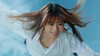 有村架純、空を飛ぶ（CM 東芝／有村架純）
