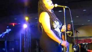 Lalah Hathaway Live at Essence Music Festival 2009, "Summertime"