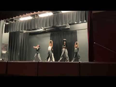 BLACKPINK ‘Pretty Savage’ & ‘Whistle’ Remix | K-POP DANCE COVER IN SCHOOL