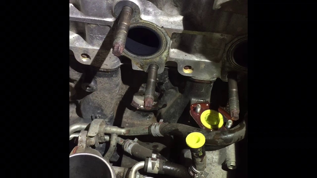 Toyota Hilux D4D 5th / exhaust injector location & removal YouTube
