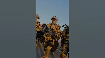 رجال الصاعقة المصرية تدريبات قاسيه 