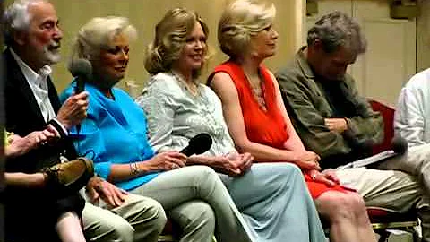 Dark Shadows Cast Reunion at The Dark Shadows Fest...