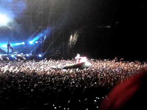 Watch Bonus Track.- La navegada de Christian "Flake" Lorenz / Rammstein / Santiago - Chile / 25.11.2010 on YouTube Watch Bonus Track.- La navegada de Christian "Flake" Lorenz / Rammstein / Santiago - Chile / 25.11.2010 on YouTube