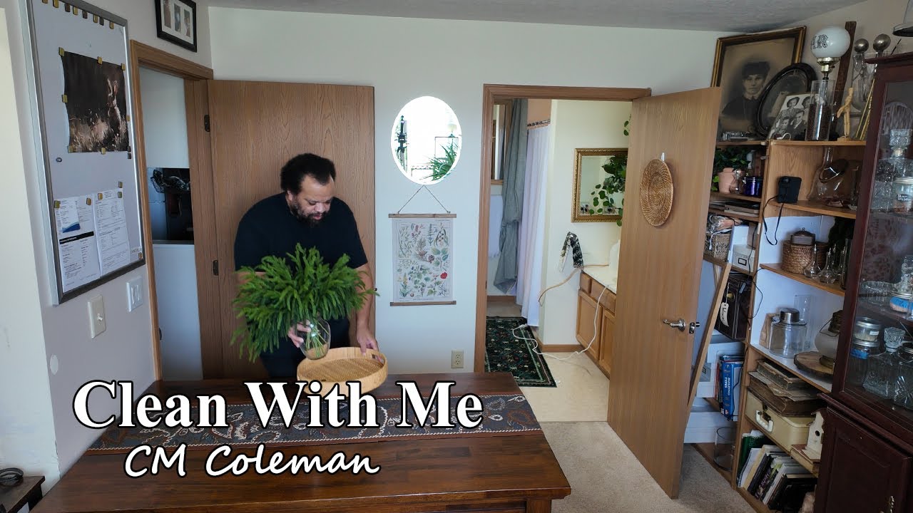 Уборка со мной | Уборка гостиной и раз в месяц, включая стирку на неделю