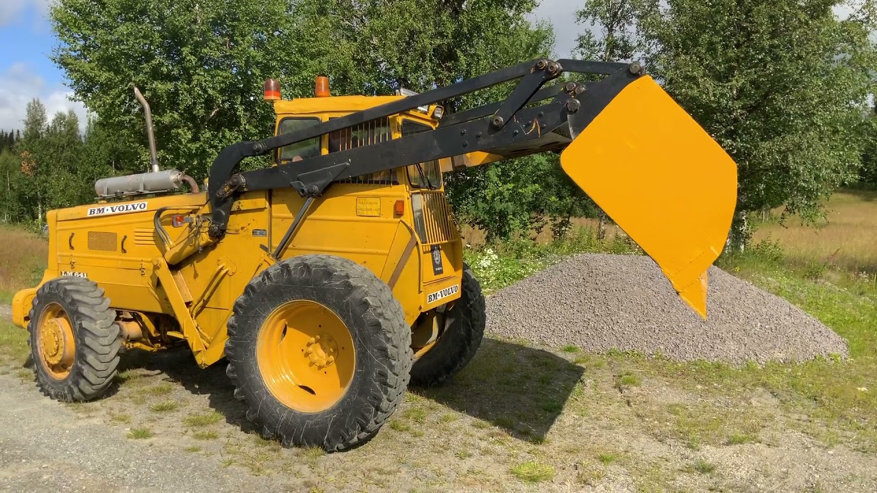Köp Baklastare BM Volvo LM641 med 2 skopor på Klaravik