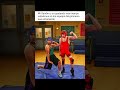 Mi Gymbro y yo gastando más tiempo viéndonos en los espejos del gimnasio que entrenando 😂 #humor