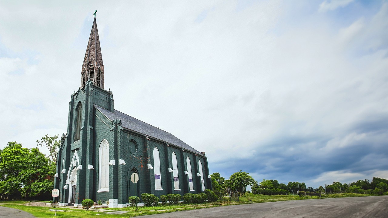 Почему Ford Motor Company купила церковь, которой более 150 лет