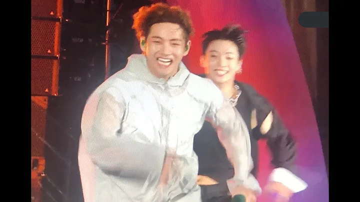 Taekook chasing each other on Muster 2021🤣🐻🐰