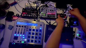 Techno jam with some cheap DAWless gears