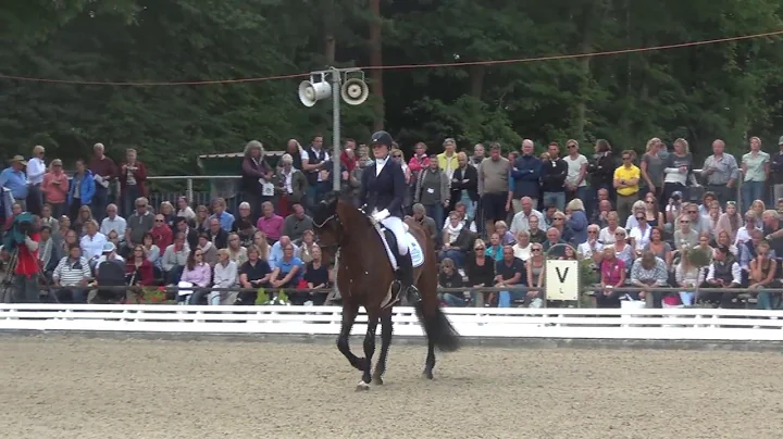 CHAMPAGNER & Claudia Rscher - Finale BuCha 2017