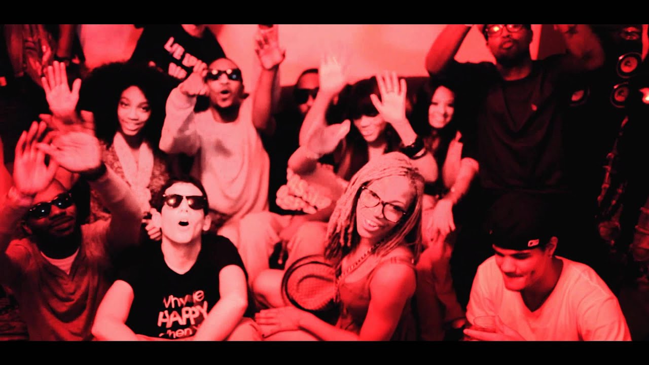 Guarda Nova Starz - Time Machine feat Rickie Jacobs (Official Full Length Video) su YouTube Guarda Nova Starz - Time Machine feat Rickie Jacobs (Official Full Length Video) su YouTube