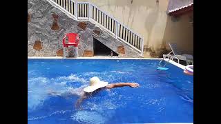 TREINANDO PARA SER SALVA VIDAS DE PISCINA screenshot 4