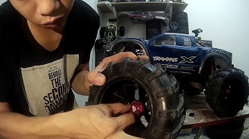 Traxxas X-MAXX 1/5 mt wheels install