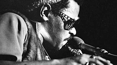 Roland Kirk - Serenade To a Cuckoo (Original Versi...