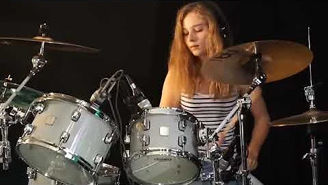 Sultans Of Swing (Dire Straits); drum cover by Sina